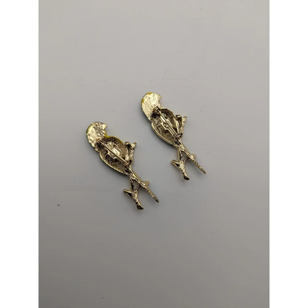 2 Vintage Enamel Parrot Green Yellow Brooch‎ Gold Tone Birds Perched